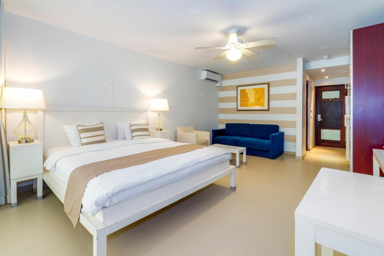 Piscadera Bay Floris Suite Hotel - Spa & Beach Club - Adults Only מראה חיצוני תמונה